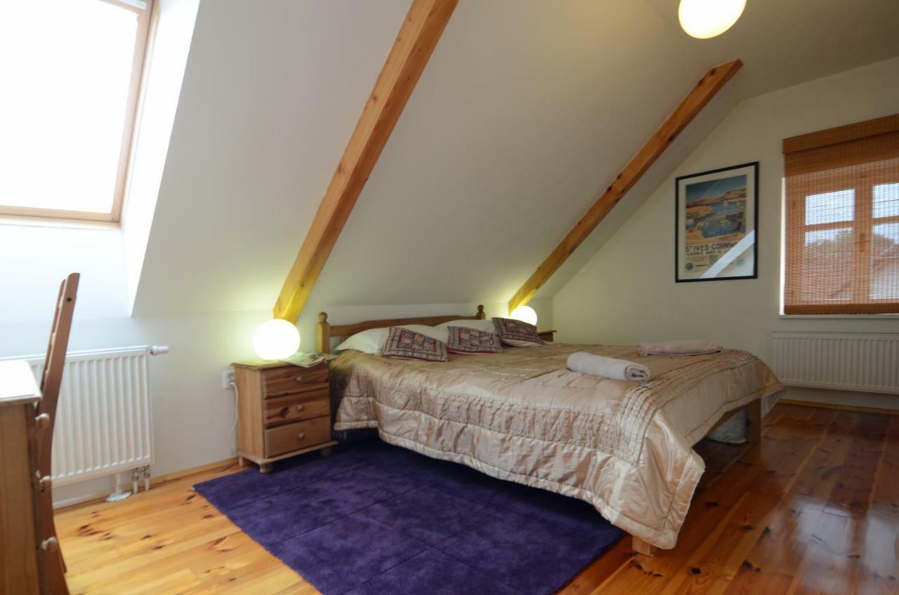 Station House Loft Apartment Obratan Exterior photo